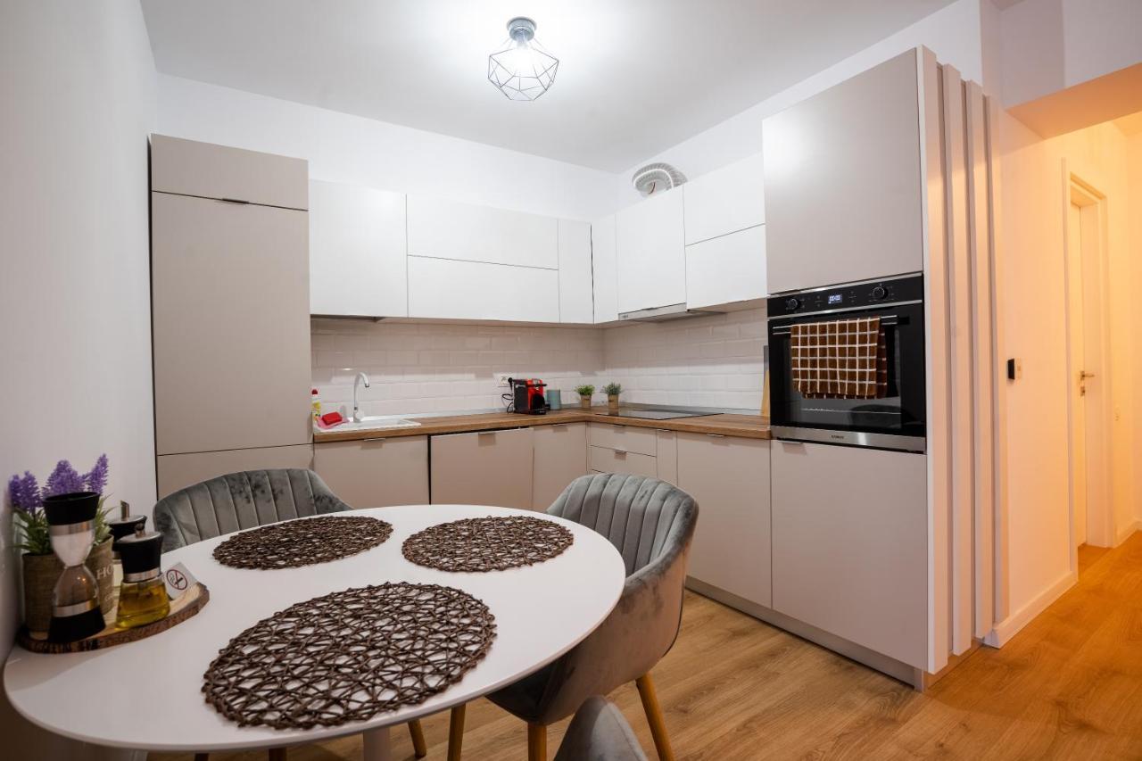 City Center Accommodation - 404 เรชิตา ภายนอก รูปภาพ
